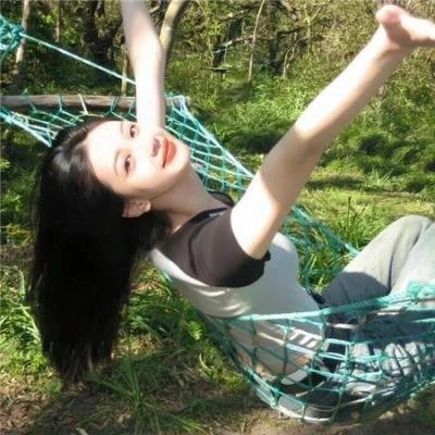 钱信伊:地下酒吧